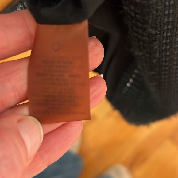 Ellie Tahari METALLIC TWEED BLAZER size S. P2P 18.5โ - Picture 8 of 10